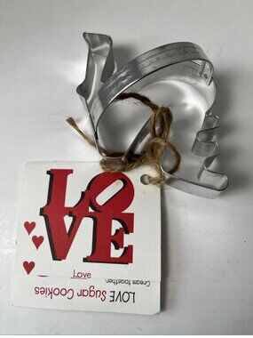 LOVE Cookie Cutter w Recipe Card Ann Clark USA Valentine Baking